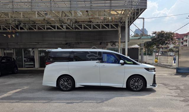 TAHA40 VELLFIRE Z PREMIER Gr Modelista Black Inter - 3