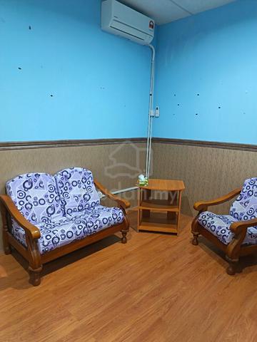 Therapy/ consultation room for rent 1
