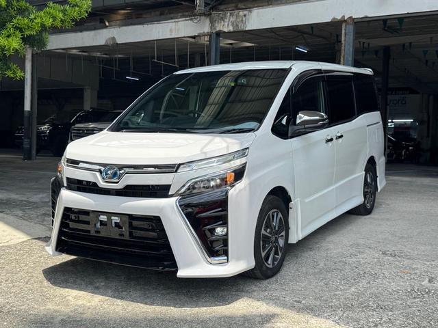 2021 Toyota VOXY 2.0 ZS KIRAMEKI 3 8YRS WARRANTY - 3