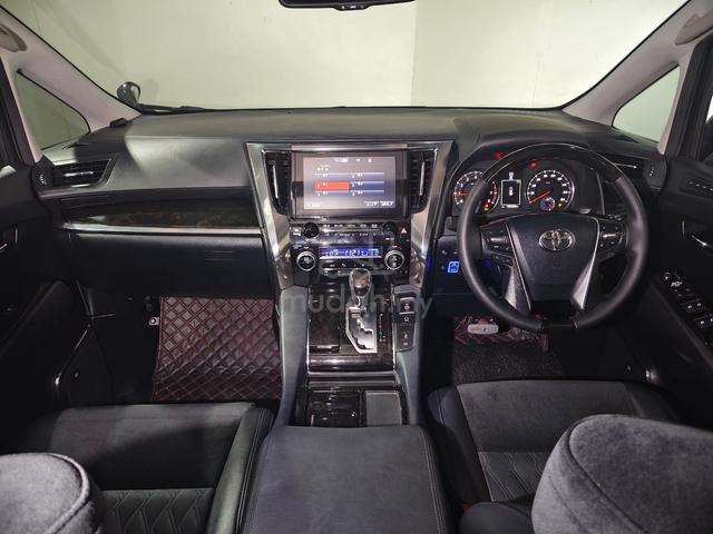 2015 Toyota Alphard 2.5 SC JBL Full Spec Like New - 3