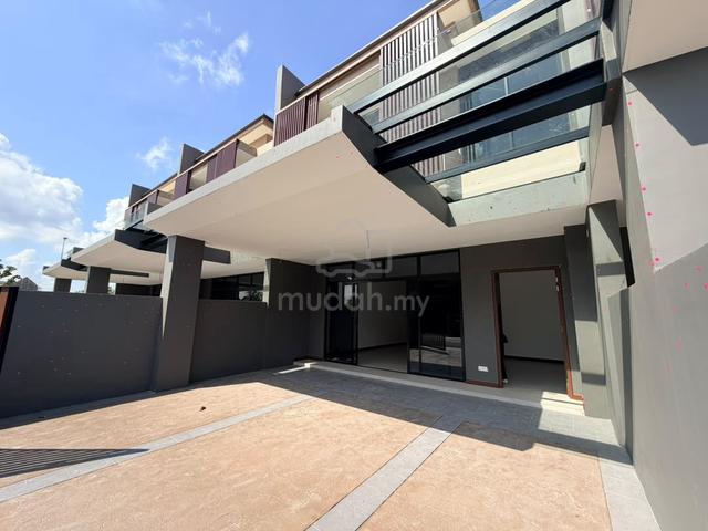 [Below Market] Aurora Resort Villa 4Bed 5Bath Partial Furnish NearTuas 1