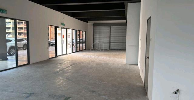 Shop lot (CORNER WITH VACANT UNIT), Seri Gembira Avenue 1