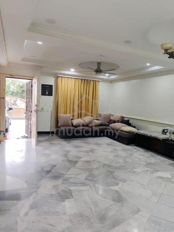 Fully Renovated and Extended 2 Storey Terrace in USJ 4 1