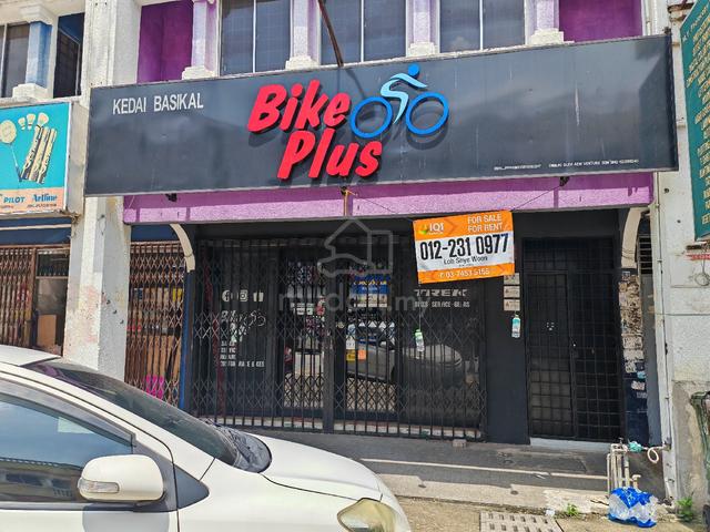 Half / Partially Shop Looking For Tenants  1