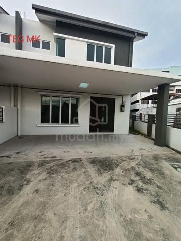 1500sqft Taman Bandar Klang Double Storey With Land House For Rent 1