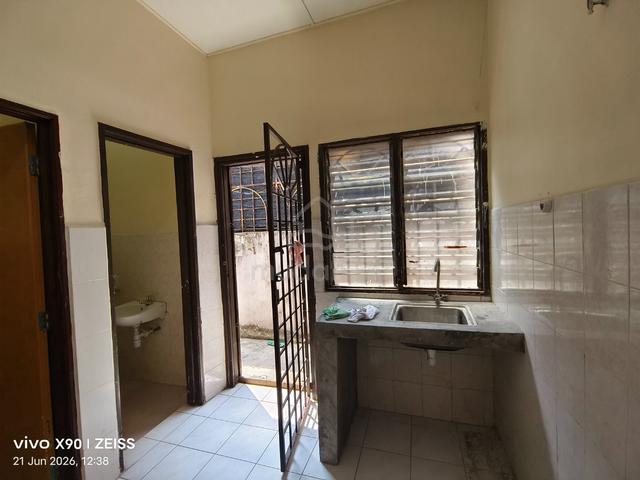 1 Storey 3R3B Lestari Putra Permai Kota Perdana Equine Seri Kembangan 1