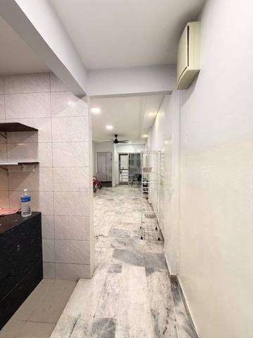 Teratai Mewah Condominium 1