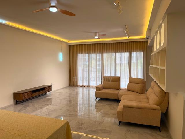 3 sty semi-d jia hayat villa | taman bukit Serdang | partly furnished 1