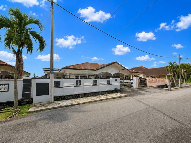 [TANAH 3,595 Sq.Ft] Semi D Setingkat Taman Muzaffar Shah, Ayer Keroh 1