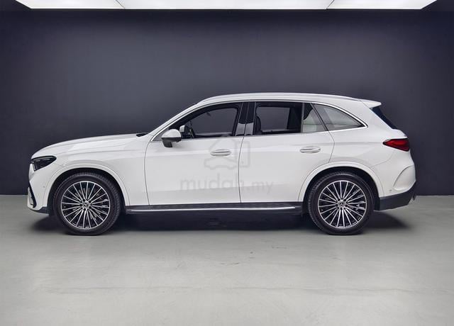 Mercedes Benz GLC300 4MATIC AMG 2.0 SUV 2024 FSR - 5