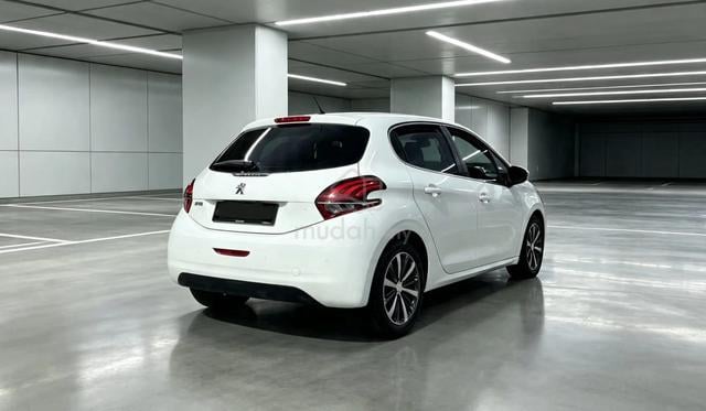 TRUE 2018 Peugeot 208 1.2 PURETECH (A) AISIN G/BOX - 4