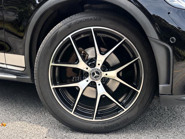 2021 Mercedes Benz GLC300 4MATIC AMG (1 Owner) - 5