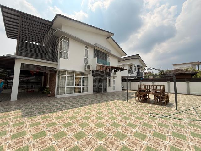 Guarded Tiaraville Ayer Keroh 2sty Semi D Corner Bukit Beruang Bemban 1