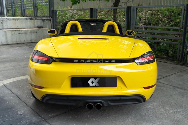 Porsche 718 Boxster 2.0 2018 Racing Yellow - 5