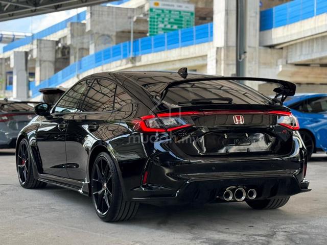 2025 Honda CIVIC 2.0 TYPE R FL5 / 1,400KM ONLY - 2