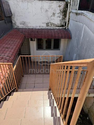 Lower Ground Floor House for Rent 1