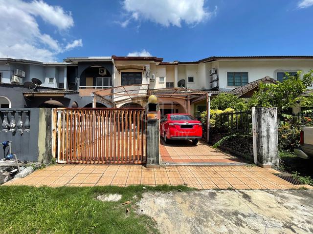 [BELOW MARKET] Shah Alam, Seksyen 8, Spacious, Extended, Cheapest 1