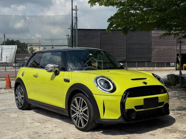 JAPAN SPEC NEW FACELIFT 2023 Mini COOPER 2.0 S - 2