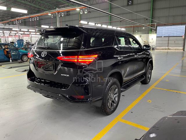 2023 Toyota FORTUNER VRZ 2.8L (A) - 4
