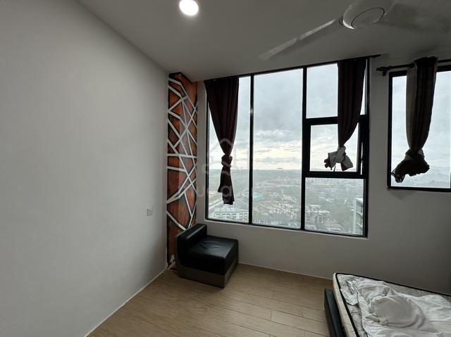 Manhattan Suites @ ITCC 1