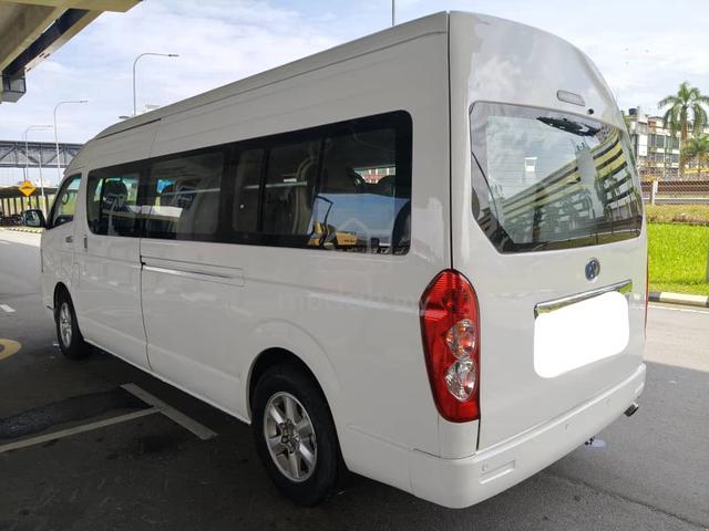 CAM Placer-X 2.5 (M) Window van 18 Seat - 4