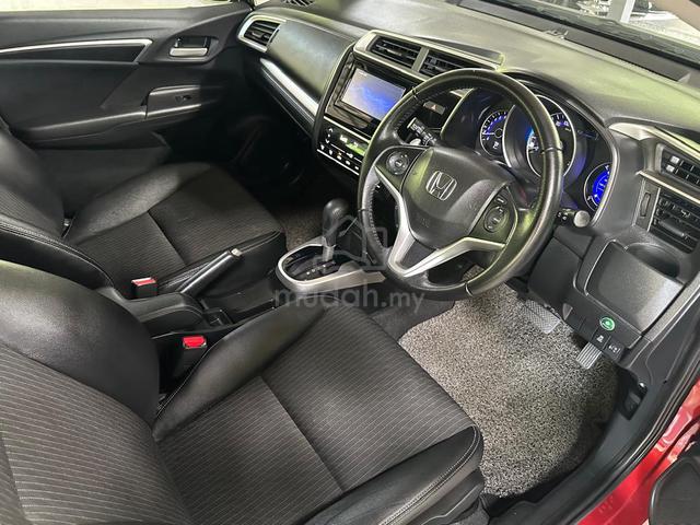 2020 Honda JAZZ 1.5 V FACELIFT GK (A) FULL LOAN! - 5