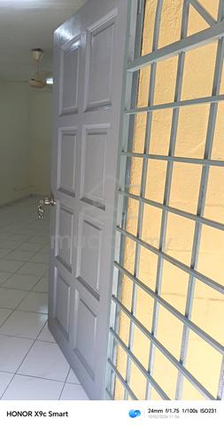 Flat Puchong Permai 1