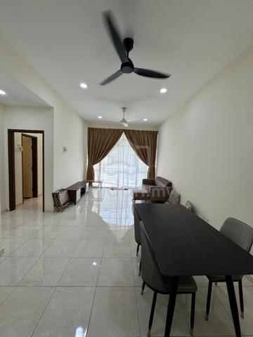 University Green Apartment 1