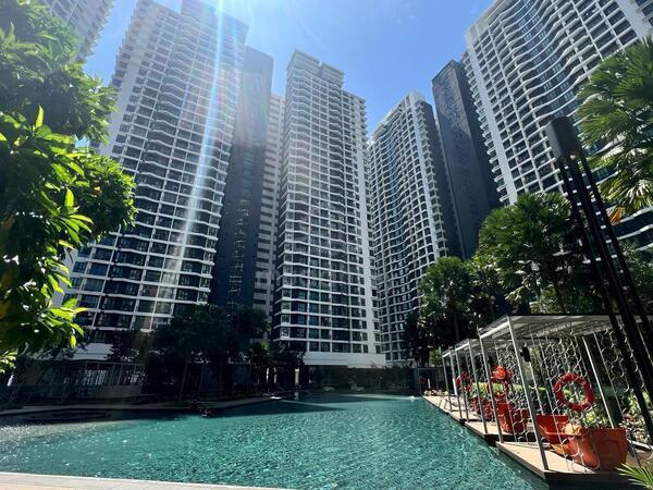 KL Traders Square Residences 1
