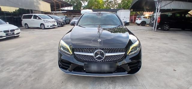 2018 Mercedes Benz C300 4MATIC 2.0 (A) - 1