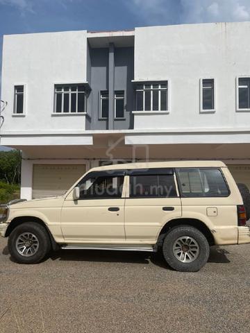 2000 Mitsubishi PAJERO 2.5 D (M) - 3