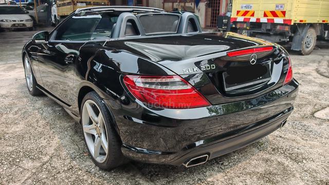2011 Mercedes-Benz SLK200 AMG | Black  - 5