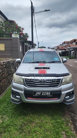 2015 Toyota HILUX 2.5 G TRD SPORTIVO (A) - 3