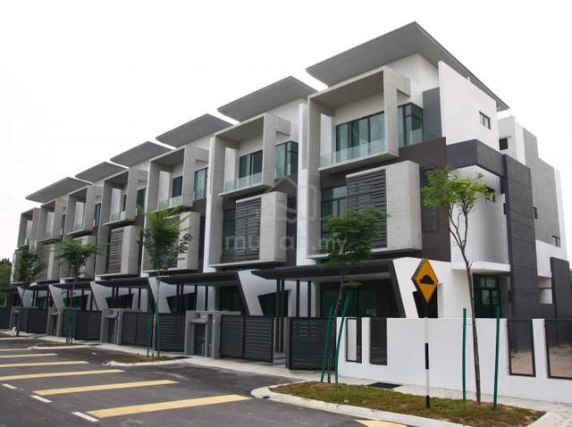 3 storey SUPER LINK HOUSE ✅ BATU CAVES ✅ NO DOWN PAYMENT ✅ SEMI D SIZE 1