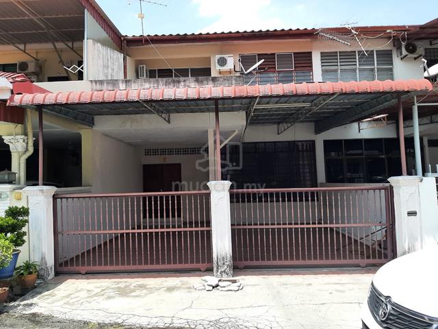 Rumah teres dua tingkat (fully furnished) Untuk di sewa. 1
