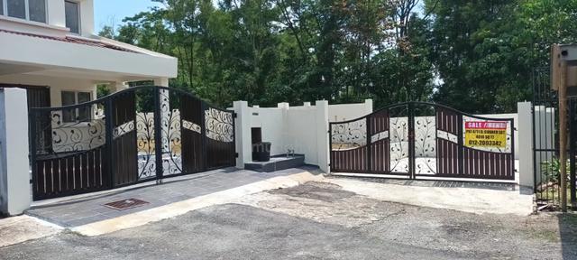 Double Storey Corner Lot Home in Puncak Jalil 1