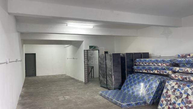 Taman Kelasah accept Foreigner Hostel at Seberang Jaya,Perai 1