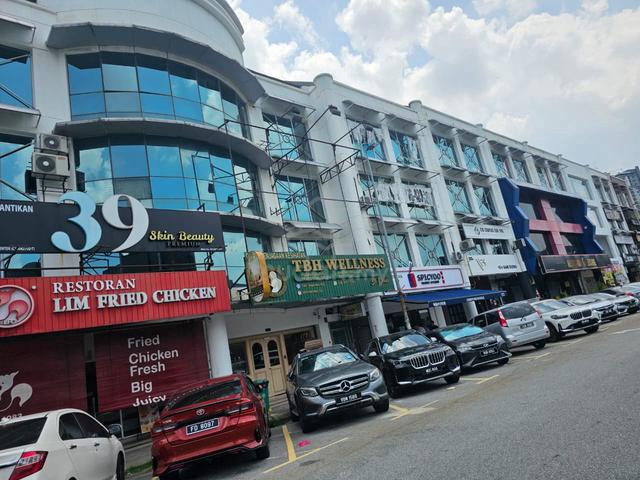 Ground Floor Shop @ Bandar Puteri Puchong for Rent: 1