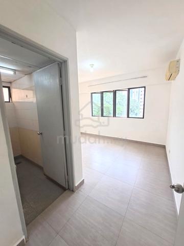 Putra Villa Condominium 5