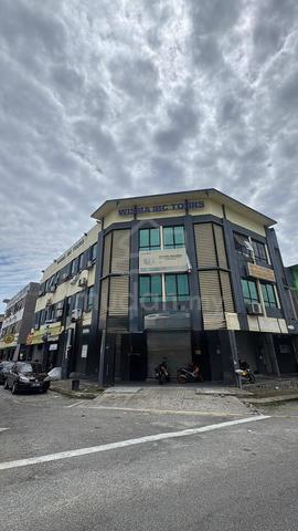 [STRATEGIC‼️] Corner Lot Ground Floor Saujana Utama, Sungai Buloh 1