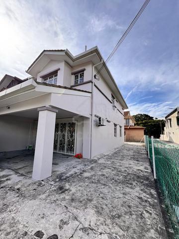 Refurbished 2sty N-lot House, Bdr Parklands, Klang. 1