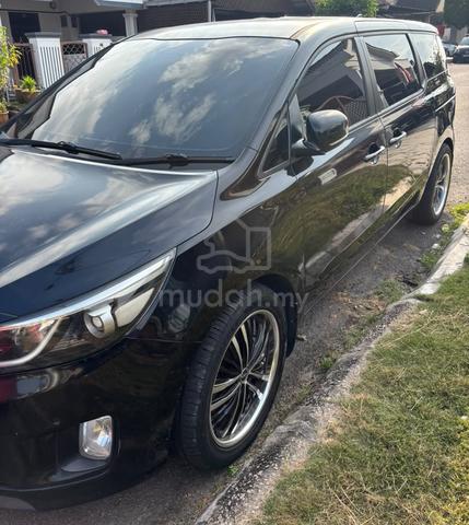 2017 Kia GRAND CARNIVAL 2.2 D YP (A) - 4