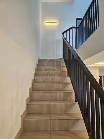 2 Storey Terrace Partial Furnished 4 Bed 3 Bath Aspira ParkHomes 1
