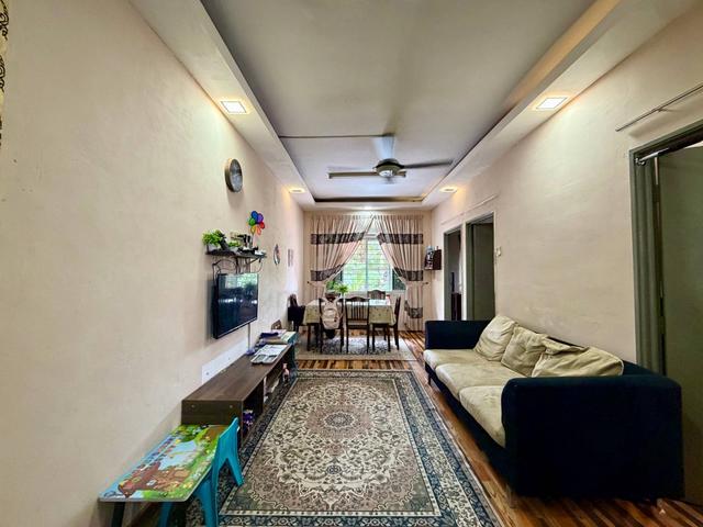 Sri Dahlia Apartment 1