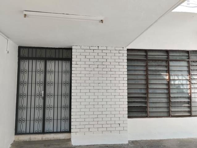 Taman Sri Rambai 2 Storey Terrace Original House 4 Bedrooms For Sale 1