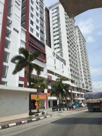 Palm garden klng1st floor shop lot with lift next to lrt size 932sft 1