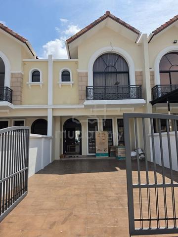 Taman Rinting/ Double Storey/ Callista Green/ Brand New/ Pasir Gudang 1