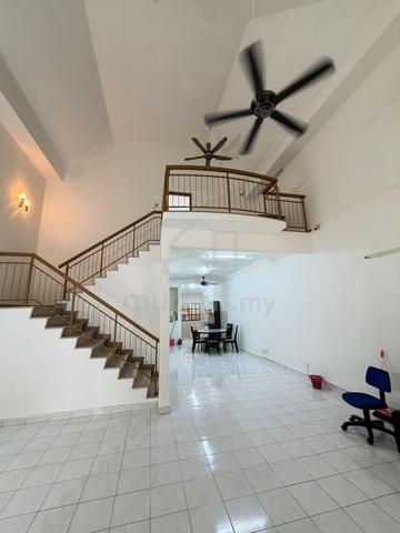 Tmn Pelangi Indah @ Ulu Tiram 1.5Storey with Aircon Bed Autogate 1
