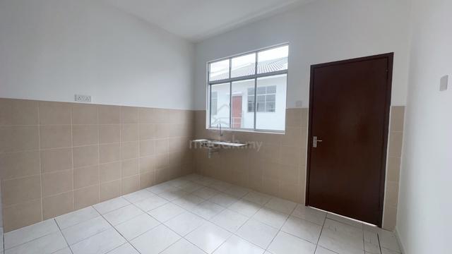 Spacious Single Storey Terrace for Rent, Taman Impiana Kesang, Jasin 5