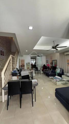 Perjiranan 11 Bandar Dato Onn double storey for sale 1